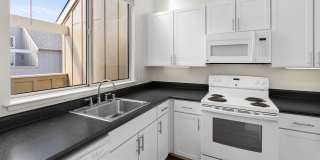 Riva Terra Apartments at Redwood Shores Gallery 3