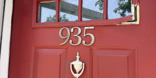 935 Joshua Tree Court Gallery 1