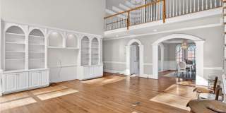 235 Summerhouse Lane Gallery 11