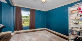 2507 LAKEVIEW Drive Gallery 24