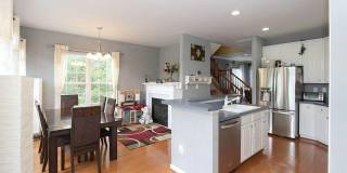 Beautiful 3-Bedroom, 2.5-Bath End-Unit Garage Townhome! Gallery 6