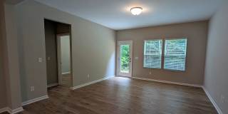 Room in 5 Bedroom Home at Reeves St Gallery 18