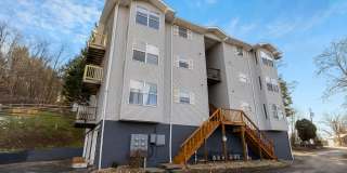 400 Stewart Ln Gallery 15
