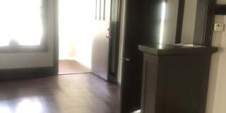 3 Bedroom, 1 Bath House Available with Private Yard Gallery 7