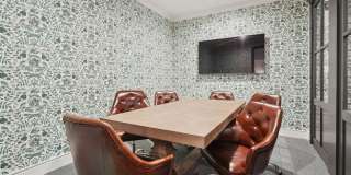 Everly Everly Gallery 16