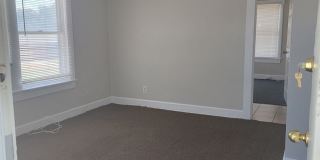 Quaint 2 bedroom in St. Petersburg Gallery 3