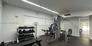 605 Ives Dairy Rd Gallery 39