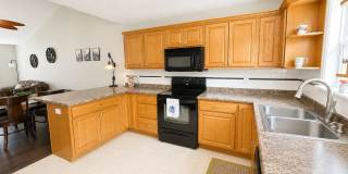 Black Mountain Townhome Gallery 7