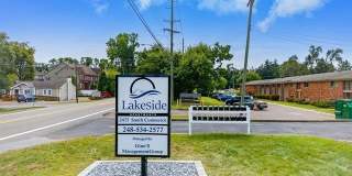 2475 S COMMERCE Road Gallery 1