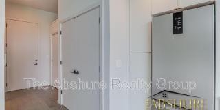 Yancey Street Gallery 19