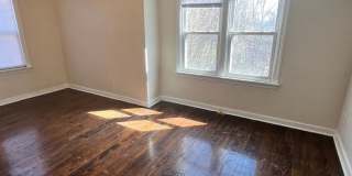 3 Bedroom Home with 1.5 Bathrooms 3 Bedroom Home with 1.5 Bathrooms Gallery 3