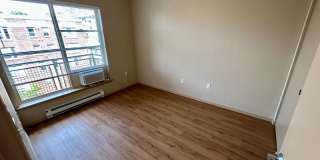 First Hill One Bedroom - Stellar Location! AVAILABLE NOW! Gallery 7