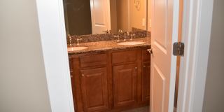 2105 Herrick Ave Gallery 25