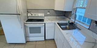 727 1/2 EDGEWATER DRIVE Gallery 2