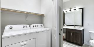 Cadence Creek at Gosling - 55+ Apartment Homes Gallery 9