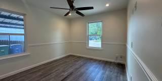 AVAILABLE: Updated 4 BR / 2 BA in Prime South Austin Location Gallery 24