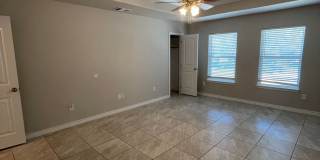 NEW ON MARKET Gallery 18
