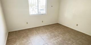 Townhome COMING AVAILABLE SOON!!!! Cute 2bd/2ba Gallery 9