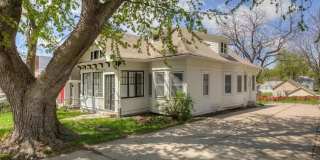 Beautiful Benson Three Bedroom! Gallery 1