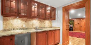 1007 N CALVERT ST Gallery 36