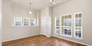 113 Creekview Drive Gallery 2