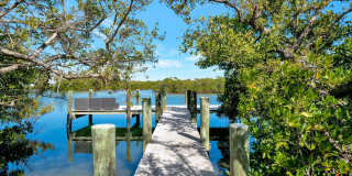 ALL THE CHARM! - Siesta Key 1+ acre on the Bay - 3 bed/ 2 bath pool home Gallery 54