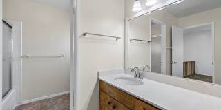 Spacious Home on Corner Lot! Gallery 32
