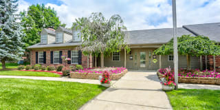 Williamsburg on The Lake Apartments of Valparaiso Gallery 15