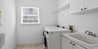 Luxury living in 5BR/5BA with Finished basement in Alpharetta Gallery 41