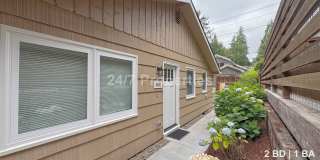 Remodeled 2 BD | 1 BA Duplex - First Edition Lake Oswego Gallery 1