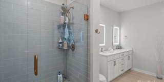 3630 North Davidson Street Gallery 18