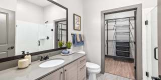 District at Duluth Apartments Gallery 13