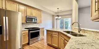 3329 Bromley Lane Gallery 6