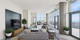 600 N Lake Shore Drive Gallery 12