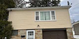 R 219 ROSEWOOD STREET Gallery 1