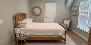 Beautiful 2BR (plus Loft) Furnished Home! Gallery 39