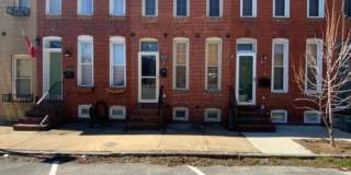 Stylish 2 Bedroom with Spa Bath, Hardwood Floors and Parking Gallery 3