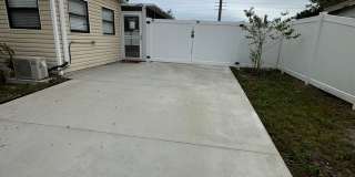 Cute 2 Bedroom 1 Bath with huge Screen Porch Gallery 8