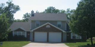 3 Bed, 2 Bath Duplex Gallery 1