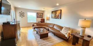 500 LAKE MARINA Avenue Gallery 7