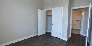 3833 N Broadway Gallery 157