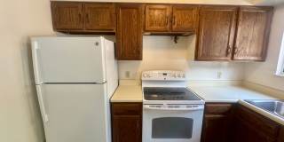 Two story 2 bedroom townhome centrally located! Gallery 19