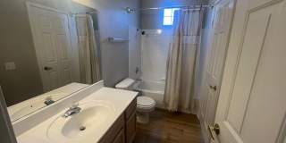 Guard Gated 2 Bedroom Condo - Red Hills in Summerlin Gallery 10