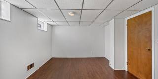 1723 Tuxworth Avenue Gallery 32