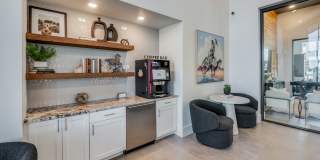 2201 Creekview Gallery 13