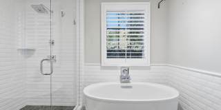 Fully Remodeled 4 Bed + 2.5 Bath Home in Desirable Westlake Hills! Gallery 21