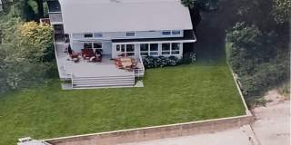 11 Beach Road Gallery 35