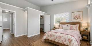 Renovated 6bed/3bath Close to Campus! Gallery 36