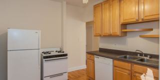 857 W Cornelia Gallery 3