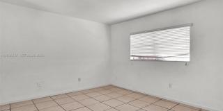 8650 SW 67th Ave Gallery 20